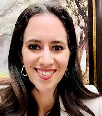 Amanda Pena's Instagram, Twitter & Facebook