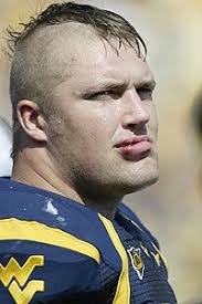 USA: giocatore di football si spacca la testa con il casco