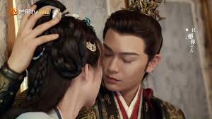 ❤Shen Du expressed his love to Yan Xing, and the two looked at each other  affectionately and almost kissed, but were interrupted.😘,  #MelodyOfGoldenAge #DingYuxi #DengEnxi #cdrama #drama ...