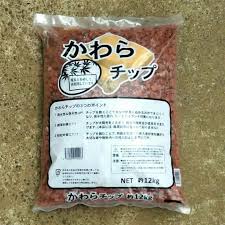 憧れの薔薇のオベリスク壁に誘引１００均支柱で手作りトレリスｄｉｙ 鈴木ややブログ 瓦 チップ トレリス オベリスク
