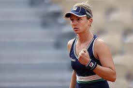 Podoroska has won one doubles title on the wta tour, as well as 14 singles and seven doubles titles on the itf circuit. Nadia Podoroska La Tenista Peronista Que Esta Haciendo Historia En El Roland Garros Loc