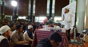 Lalu bagaimana sikap para suami / istri dalam menghadapi. Ustadz Adi Hidayat Lc Ma Isyarat Sains Dalam Al Quran Dan Sunnah Di Masjid Salman Itb Bandung Sri Al Hidayati