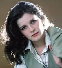 I huvudrollerna ser vi samantha eggar och kate mulgrew. Kate Mulgrew Picture Photo Of Kate Mulgrew Fanpix Net