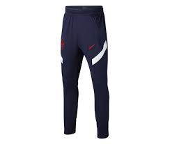 Grâce aux nombreuses promotions proposées par footcenter, aucune. France Nations Football Made In Sport