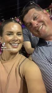 Lauren Aiken's Instagram, Twitter & Facebook