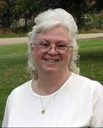 Michelle Nyquist's Instagram, Twitter & Facebook