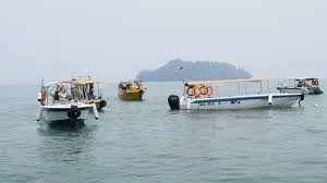 Namun begitu, semakin ramai pelancong yang datang dan pelbagai aktiviti baru diadakan. Percutian Singkat Ke Pulau Manukan