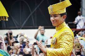 Selepas empat hari kemangkatan, pengiran muda abdul mateen atau putera mateen telah memuat naik kenyataan di laman instagram memberitahu gelak tawa yang menghiburkan. 7 Fakta Menarik Pangeran Mateen Putra Sultan Hassanal Bolkiah Halaman All Kompas Com