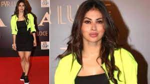 In her debut film 'agnichakra' (1997), she used the screen name ruhi sawant. she did her first item number song bam bhole bam bhole for the film 'yeh raaste hain. Netizens Troll Mouni For Plastic Surgeries Call Her Rakhi Sawant Newsbytes