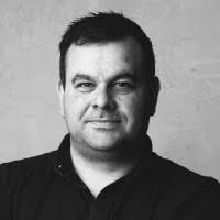 1570000+ perfiles de «Richard Rich»