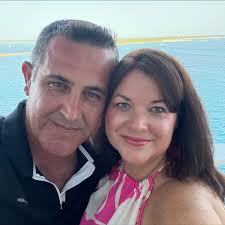 Where to go when hungry right now?