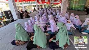 Virall new sabyan (duo adem) bandung di ponpes tarbiyatul wildan nihayatul amal rawamerta karawang mp3 duration 6:53 size 15.75 mb / den muluk 15. Imtihan Tk Md Dan Tahfidz Ponpes Tarbiyatul Wildan Nihayatul Amal Rawamerta Karawang 2021 Youtube
