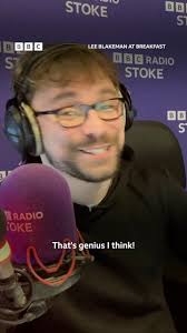 🤣🎨 A truly ‘terrible’ painting of Lee Blakeman!