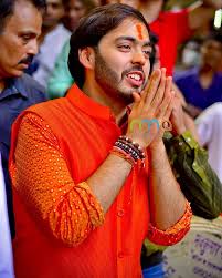 Anant Ambani Wiki Age Girlfriend Family Biography More She is the chairperson and founder of the reliance foundation. anant ambani wiki age girlfriend family