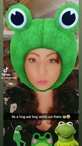 enjoy this collection of grumpy frog photos 🐸