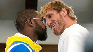 Floyd Mayweather Jr. lands more punches, Logan Paul stays