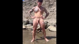 Huge No Hands Cumshoot In The Nudist Beach💦