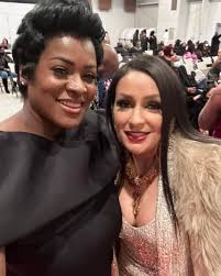 Wanda Rouse (@wandatheartist) • Instagram photos and videos