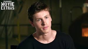 The darkest minds | meet meet zu, ruby, liam & chubs featurettes subscribe to movie trailers: The Darkest Minds On Set Visit With Harris Dickinson Liam Youtube