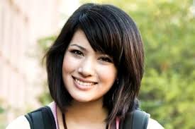 Thick short sided haircuts for round faces cutting the hair at the sides of your head and leaving the top thick and rich will also appear to elongate your round face. 16 Best Short Haircuts For Women With Round Faces In 2021