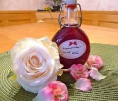 Rosenwasser Und Rosensirup Rezept Rosensirup Rosen Sirup Rosenwasser