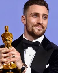 This or that with AARON 😼 #aarontaylorjohnson #kraventhehunter  #sonypictures #explore