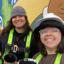 Local Artists Paint New Mural for cdcb in Brownsville