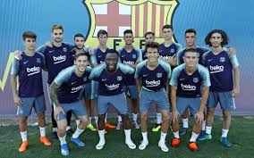 Lista de jugadores, puestos, números, entrenador y staff. Le Groupe Du Fc Barcelone Convoque Pour La Tournee Aux Etats Unis