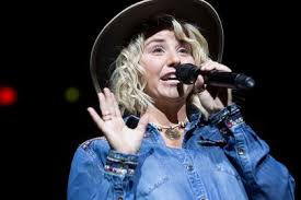 Eine pause zur halbzeit ist wirklich gut. Beatrice Egli Band Live 2022 Von Oktober 2021 Bis Juni 2022 Termine Und Tickets Regioactive De