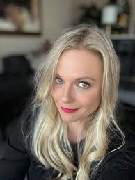 When evening is a pleasure no está demas arreglarse de vez en cuando y más  cuando traigo ese rubio tan hermoso by @sebastianguzmansty #nughtout