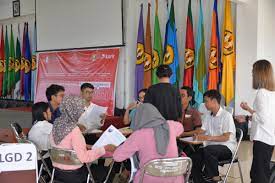 Skandal kasus dugaan korupsi pt asuransi jiwasraya (persero) sampai saat ini masih menjadi sorotan masyarakat. Apasih Leaderless Group Discussion Lgd Itu Yuk Simak Contoh Kasusnya Cerdaskan Id