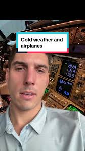 Have you ever wondered how an airplane can stay safe while flying through  the snow? Here is your answer! #fearofflying #dialapilot #flightanxiety  #aerophobia #snow