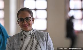 Awas, ada yang mengintip saat belanja onlineposted 5 years ago. Malaysiakini Sorotan 1 Kes Src Najib Setakat Ini