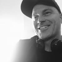 700+ "Hatchard" profiles