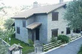 La vivienda forma parte de un conjunto de 4 viviendas independientes integradas en una antigua construcción o casona canaría llamada el olivar. Casa Rural El Olivar Palo Huesca Spain