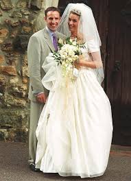 Gareth southgate hugs wife alison. Gareth Southgate Wife Who Is The England Football Manager Married To