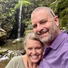 New'ish to the island. Is there anywhere to buy crawfish (live or frozen)?