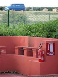 För många är sand i en flaska eller några släta stenar ett kärt minne från en semesterresa. Datei Grillplatz Sardinien Jpg Brand Feuer De