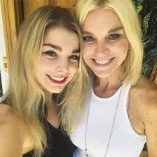 Hazel Gilmore's Instagram, Twitter & Facebook