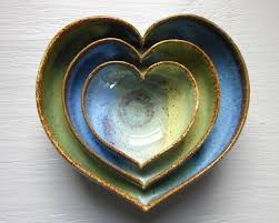 Pin By Catarina Zs On It S Always The Season Of Giving Heart Pottery Pottery Pottery Form