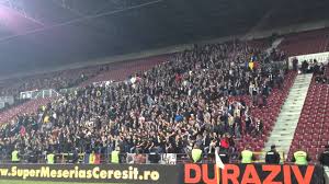 Born 18 may 1989) is a romanian professional footballer who plays for liga i club cfr cluj and the romania national team. Galeria U Cfr U Cluj 29 09 2014 Youtube