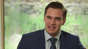The cast of the film consists of liam neeson, laura dern, emmy rossum, and tom bateman. Tom Bateman Cold Pursuit Youtube