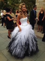 Temper Queen Wedding Dresses Plus Size Prom Dresses Evening D Gothic Wedding Dress Black Wedding Dresses White Wedding Gowns