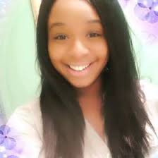 Vanessa Dokes's Instagram, Twitter & Facebook