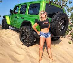 pin on jeep girls 2
