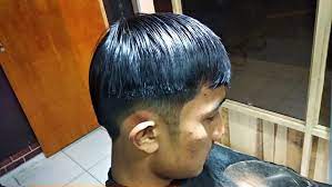 Kata 'pompadour' berasal dari madame de pompadour. Light Barber Model Potongan Rambut Mandarin Satu Jari Facebook