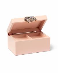 We did not find results for: Small Jewelry Box In Blush Lacquer With Abalone Shell Kendra Scott