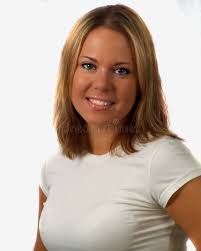 Muchacha Rubia Hermosa De La Sonrisa En El Chemise Blanco Imagen de archivo 