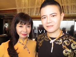 Kee Hua Chee Live!: BVLGARI, ONE OF THE WORLD'S MOST PRESTIGIOUS, COVETED  AND IRRESISTIBLE NAMES IN FINE JEWELLERY, HOSTED A PRIVATE PREVIEW OF ITS  HIGH JEWELLERY AND WATCHES IN SINGAPORE AT ST