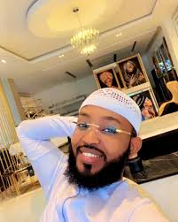 You have one life, live it to the fullest. . . . . . . . . .  #somali#mogadishu#hargeisa##jigjiga#somaliland#puntland#djabuti#somalidance  #somalibeauty#my252 #somaliwedding#somalisocialmedia #somalibridal  #somaliangirl #somalibeauty #somalimemes ...